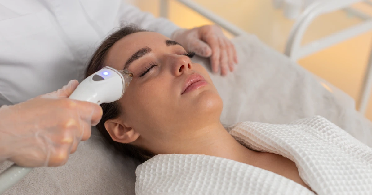 Woman receiving RF therapy around the eye area in Cincinnati OH